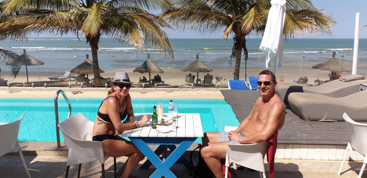 Djembe Beach Resort Кололи Екстериор снимка