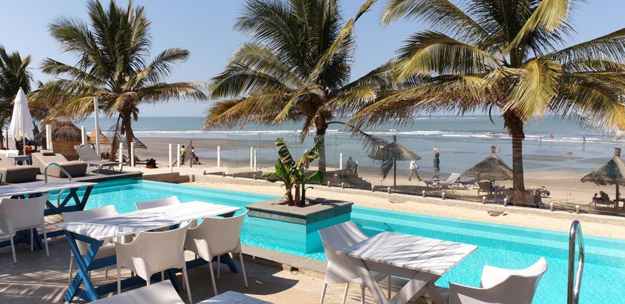 Djembe Beach Resort Кололи Екстериор снимка
