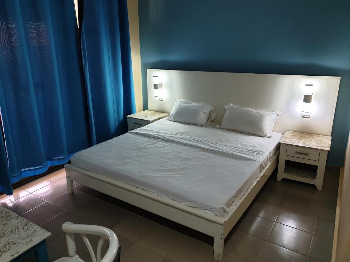 Djembe Beach Resort Кололи Екстериор снимка