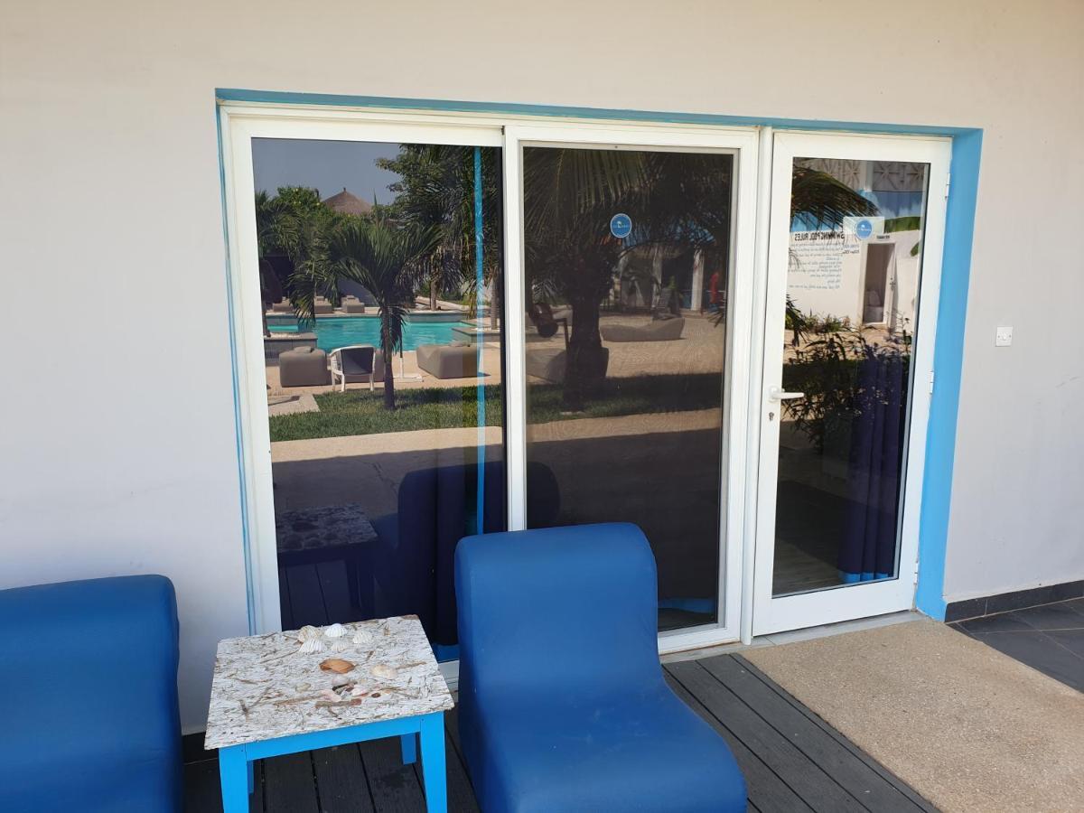 Djembe Beach Resort Кололи Екстериор снимка