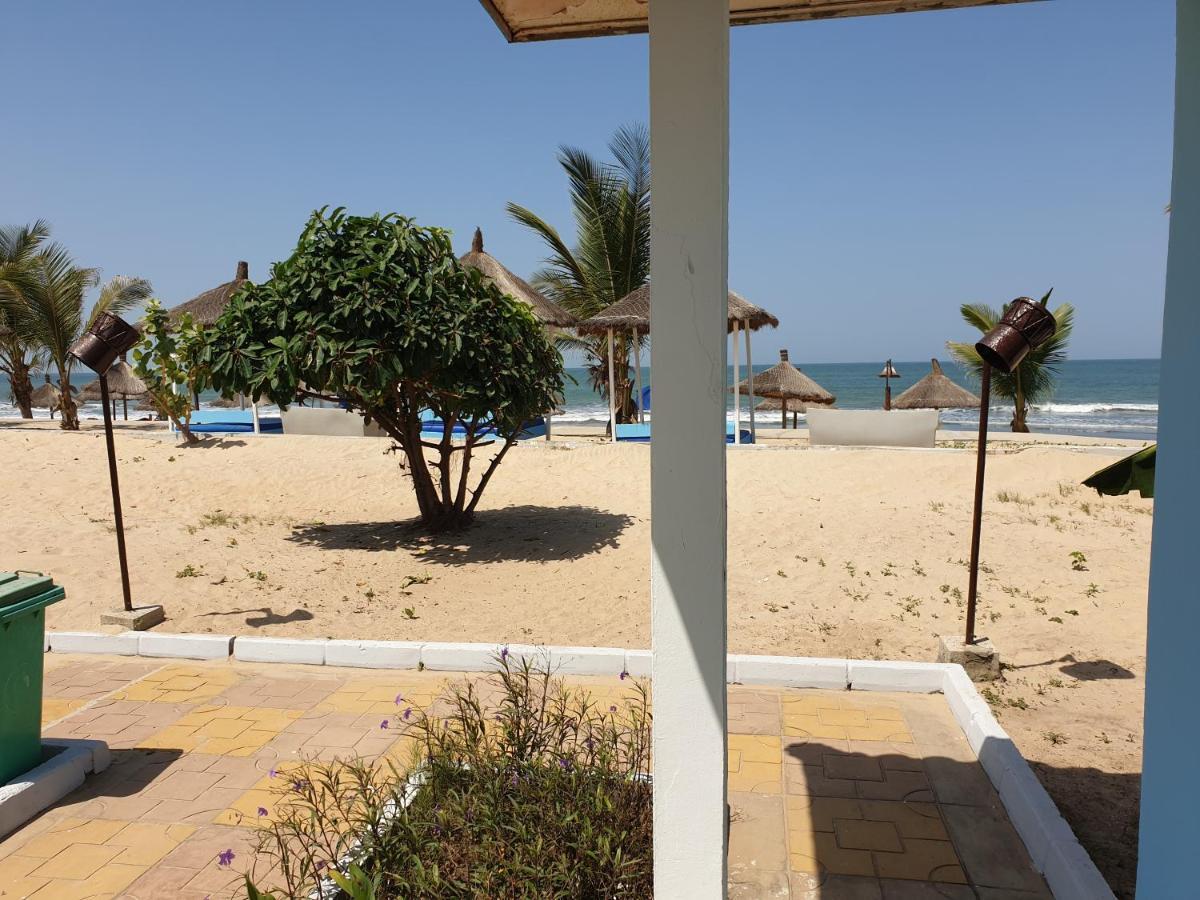 Djembe Beach Resort Кололи Екстериор снимка